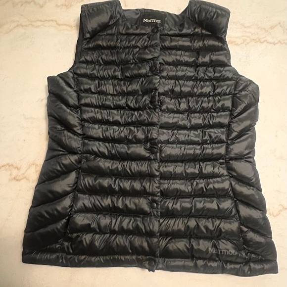 Marmot Puffer Featherless Echo Vest Women’s Medium 3m Thinsulate Black - Picture 1 of 6